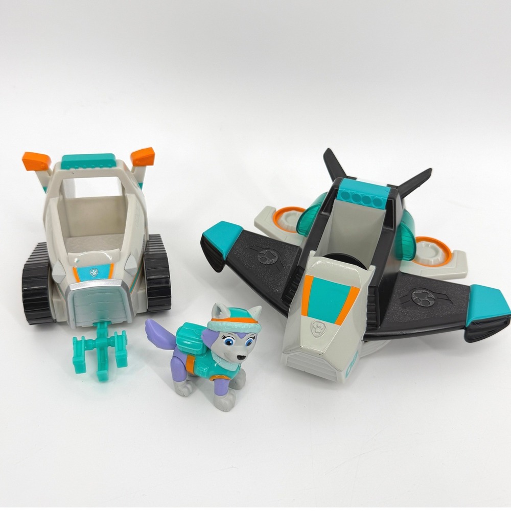 Paw Patrol Jet Rescue Everest Transforming Vehicle Lights Sounds and Snowmobile
